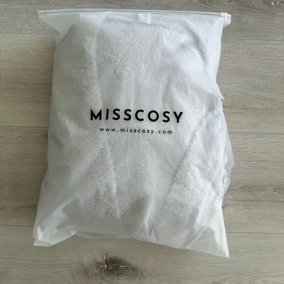 MISSCOSY Cosy Knit Set (3 Pieces) - Gray Multiple Sizes NWT in Packaging - Picture 6 of 13